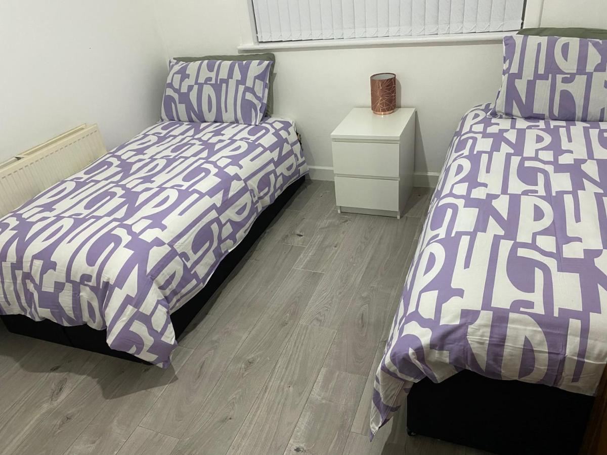 Апартаменты Calm House Twin Beds Ковентри Экстерьер фото
